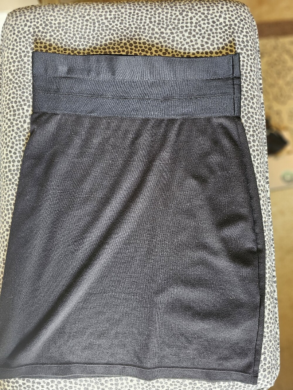 Black knit mini skirt with elastic waistband
